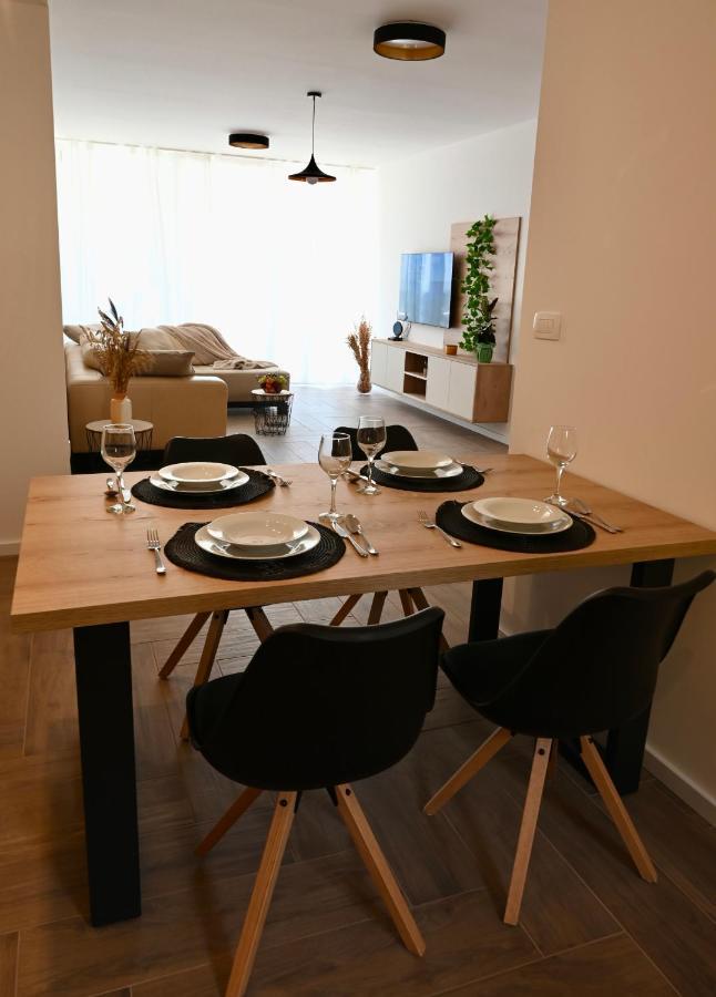 Adorable Holiday Apartment Малинська Екстер'єр фото