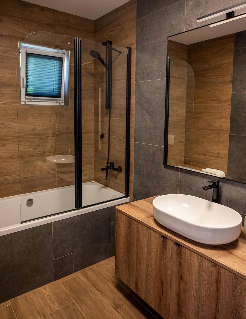 Adorable Holiday Apartment Малинська Екстер'єр фото